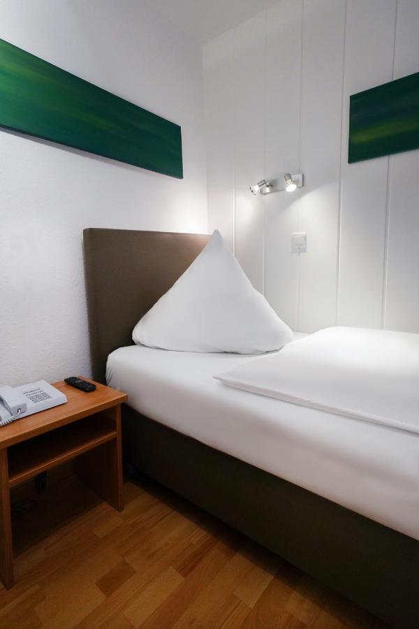 Hotel Im Kupferkessel Кьолн Екстериор снимка