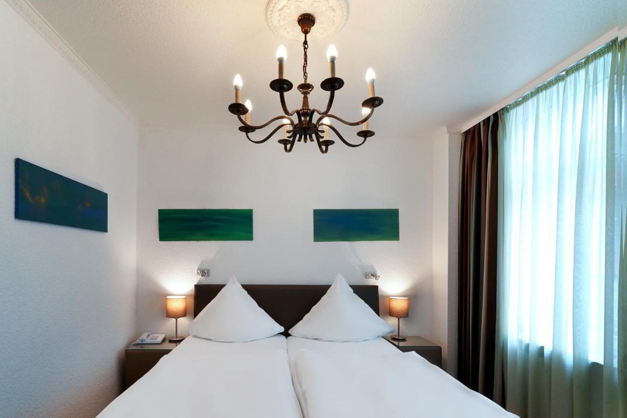Hotel Im Kupferkessel Кьолн Екстериор снимка