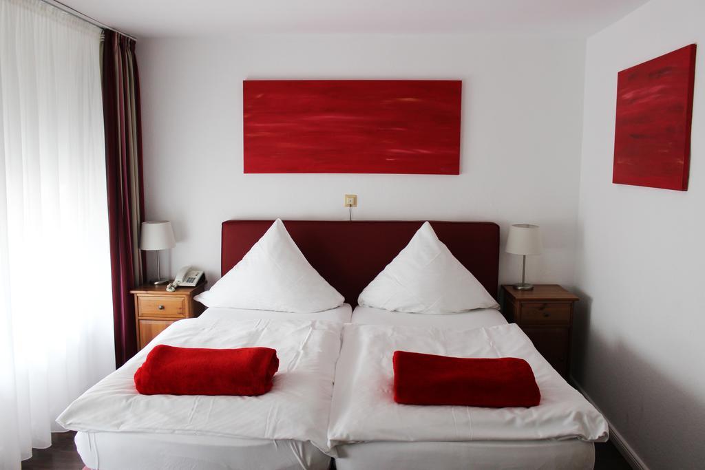 Hotel Im Kupferkessel Кьолн Екстериор снимка